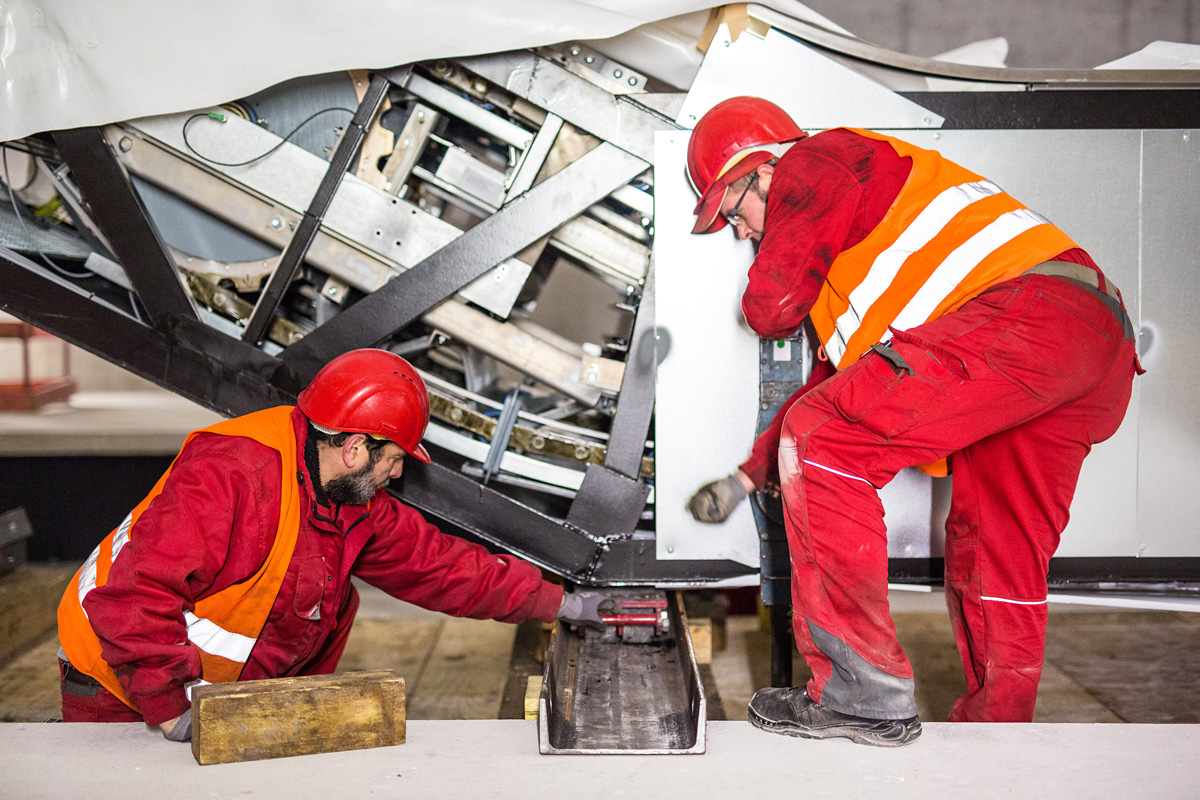 Montage von Rolltreppen und Fahrtreppen